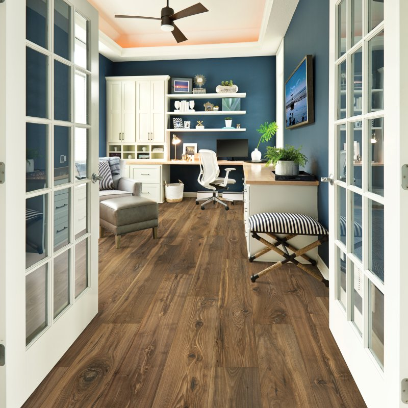 ALV Floors providing hardwood flooring in Smyrna, TN