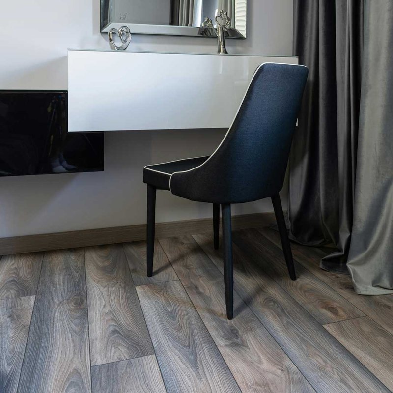 Engineered & Solid Hardwood Flooring Installation in TN