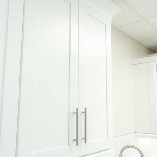 Kitchen Cabinets  ALV Floors in Smyrna, TN